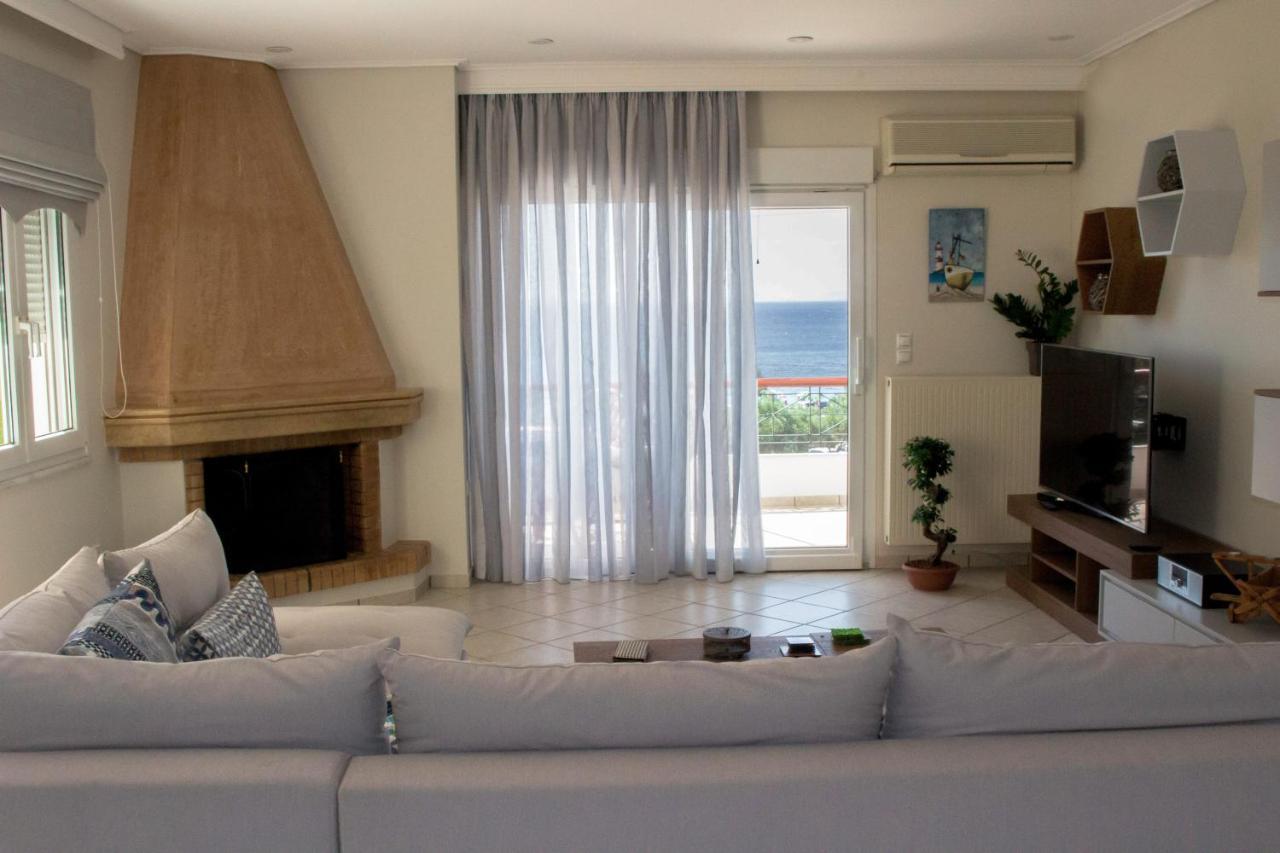 Luxury Seaview Apartment By The Sea Saronida Exterior foto