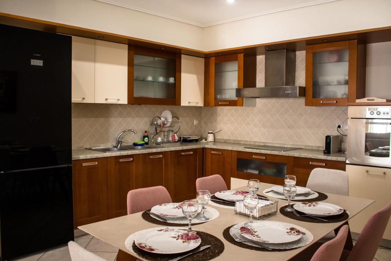 Luxury Seaview Apartment By The Sea Saronida Exterior foto